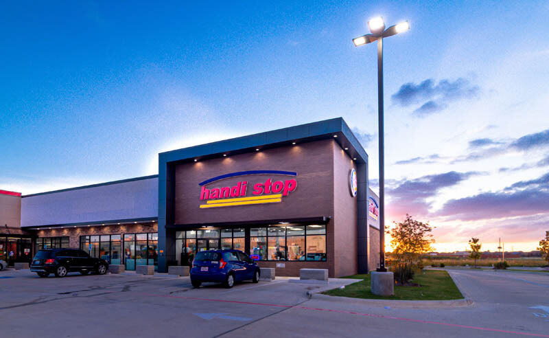 dezynd-architecture-burger-king-and-handistop